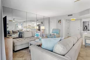800 Benjamin Franklin Dr, Sarasota, FL 34236 - Photo 13