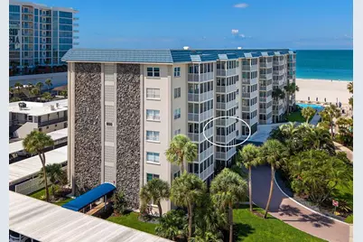 800 Benjamin Franklin Drive #304, Sarasota, FL 34236 - Photo 3