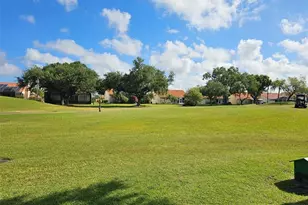 4202 Caddie Dr E, Bradenton, FL 34203 - Photo 1