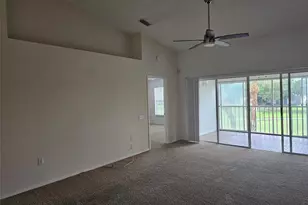 4202 Caddie Dr E, Bradenton, FL 34203 - Photo 11