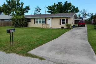 1778 Elm Dr, Venice, FL 34293 - Photo 1