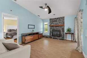 4204 Prairie View Dr, Sarasota, FL 34232 - Photo 3