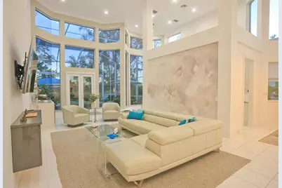 3527 Fair Oaks Lane, Longboat Key, FL 34228 - Photo 7