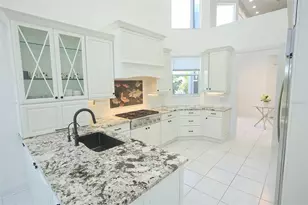 3527 Fair Oaks Ln, Longboat Key, FL 34228 - Photo 13