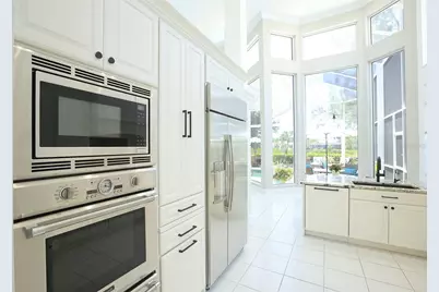 3527 Fair Oaks Lane, Longboat Key, FL 34228 - Photo 23