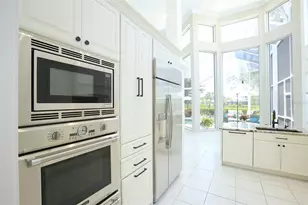 3527 Fair Oaks Ln, Longboat Key, FL 34228 - Photo 23