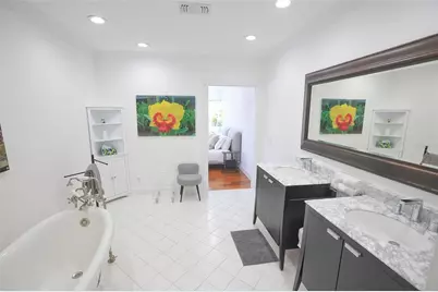 3527 Fair Oaks Lane, Longboat Key, FL 34228 - Photo 57