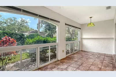 4429 Oakley Greene #6, Sarasota, FL 34235 - Photo 3
