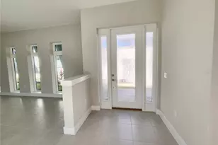 6406 Turtle Grass Dr, Bradenton, FL 34210 - Photo 5