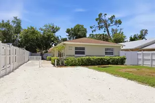 1856 Marbeth St, Sarasota, FL 34231 - Photo 7