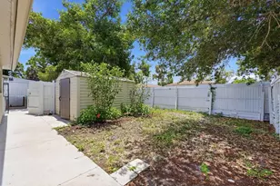 1856 Marbeth St, Sarasota, FL 34231 - Photo 45