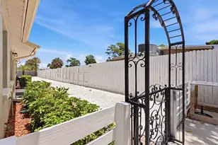 1856 Marbeth St, Sarasota, FL 34231 - Photo 49