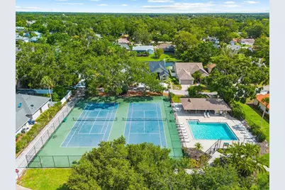 8240 Cypress Lake Drive, Sarasota, FL 34243 - Photo 27