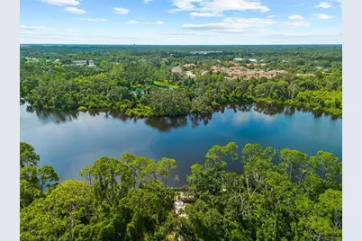 8240 Cypress Lake Drive, Sarasota, FL 34243 - Photo 29
