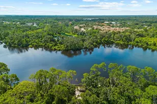 8240 Cypress Lake Dr, Sarasota, FL 34243 - Photo 29