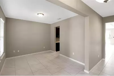 2914 Esmeralda Drive, Sarasota, FL 34243 - Photo 3