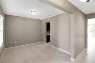 2914 Esmeralda Dr, Sarasota, FL 34243 - Photo 3