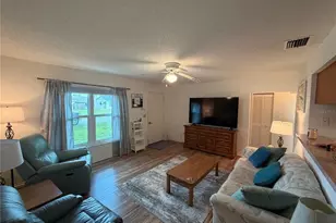 375 Yeager St, Port Charlotte, FL 33954 - Photo 5