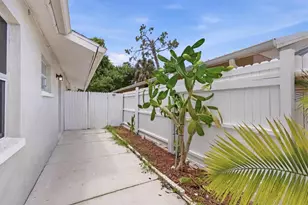1858 Marbeth St, Sarasota, FL 34231 - Photo 25