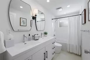 3119 Rose St, Sarasota, FL 34239 - Photo 23