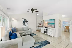 4718 61st Ave Terrace W, Bradenton, FL 34210 - Photo 3