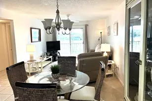 4703 1st Ct W, Bradenton, FL 34207 - Photo 3