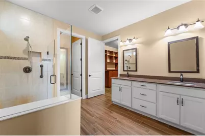 5700 Sweet Leaf Way, Sarasota, FL 34238 - Photo 13