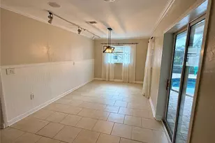 2729 Nodosa Dr, Sarasota, FL 34232 - Photo 13
