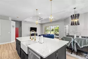 6223 Donnington Ct, Sarasota, FL 34238 - Photo 9