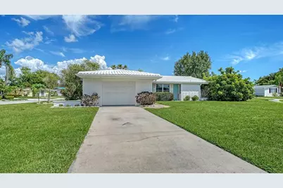 2822 Safe Harbor Circle, Sarasota, FL 34231 - Photo 9