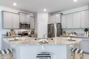15835 8th Pl E, Bradenton, FL 34212 - Photo 3