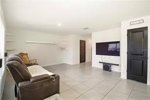 2922 Rock Sound St, Bradenton, FL 34208 - Photo 9