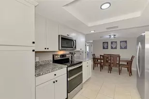 361 Falkland Rd, Venice, FL 34293 - Photo 17