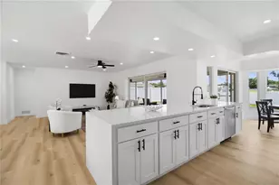 3535 Village Green Dr, Sarasota, FL 34239 - Photo 17