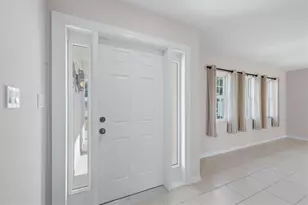 930 W Kathy Ct, Venice, FL 34293 - Photo 11