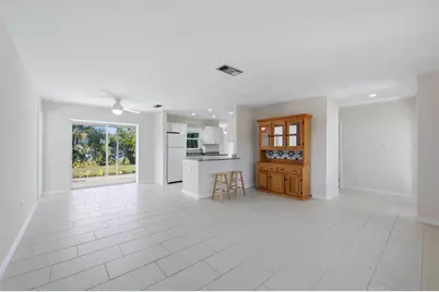 930 W Kathy Court, Venice, FL 34293 - Photo 13