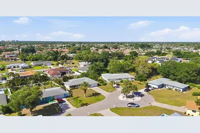 930 W Kathy Court, Venice, FL 34293 - Photo 35