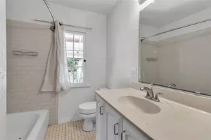 1817 6 Th St, Sarasota, FL 34236 - Photo 31