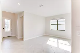 5040 Seafoam Trl, Bradenton, FL 34211 - Photo 13
