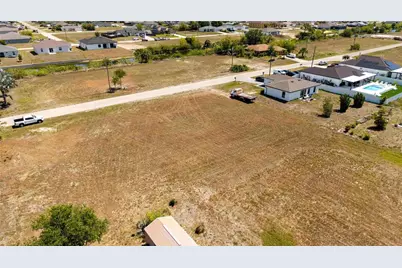 212 NE 25th Street, Cape Coral, FL 33909 - Photo 15