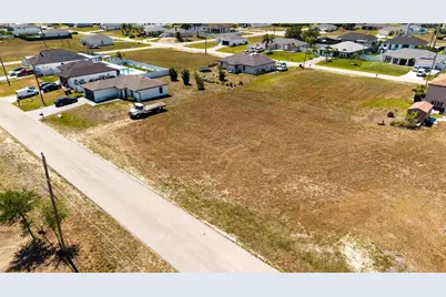 212 NE 25th Street, Cape Coral, FL 33909 - Photo 7