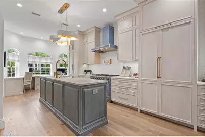 1915 Clematis Street, Sarasota, FL 34239 - Photo 5