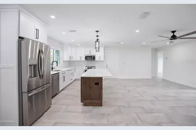 5528 Briarcliff Drive, Sarasota, FL 34232 - Photo 5
