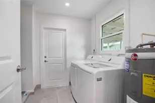 5528 Briarcliff Dr, Sarasota, FL 34232 - Photo 25