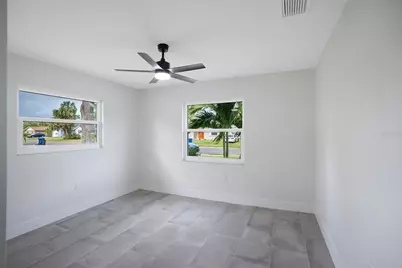5528 Briarcliff Drive, Sarasota, FL 34232 - Photo 15
