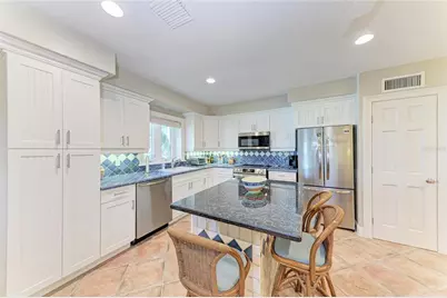 101 Palm Avenue #2, Anna Maria, FL 34216 - Photo 11
