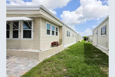 3227 Bayberry Terrace, Sarasota, FL 34237 - Photo 3