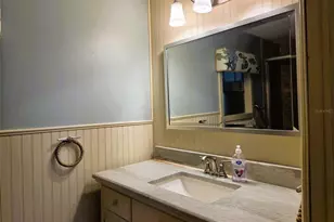 3227 Bayberry Terrace, Sarasota, FL 34237 - Photo 25