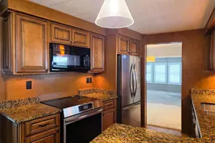 3227 Bayberry Terrace, Sarasota, FL 34237 - Photo 15