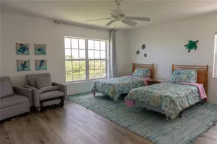 2424 Bay Dr, Bradenton, FL 34207 - Photo 15